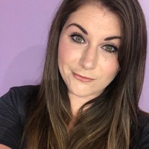 Meet your Posher, Lana